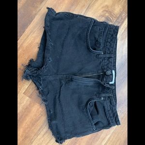 forever 21 black jean shorts size 28 in Women